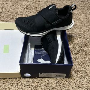 TIEM Cycling shoes